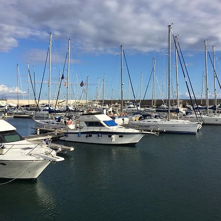 Puerto Calero Boat Hotel Екстериор снимка
