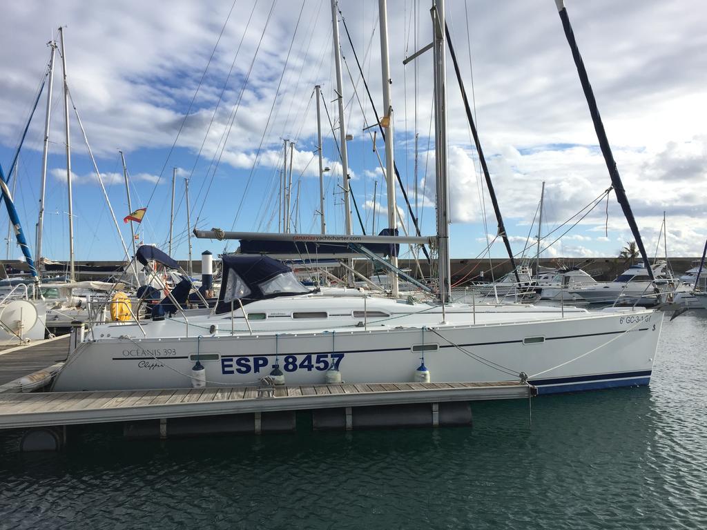 Puerto Calero Boat Hotel Екстериор снимка