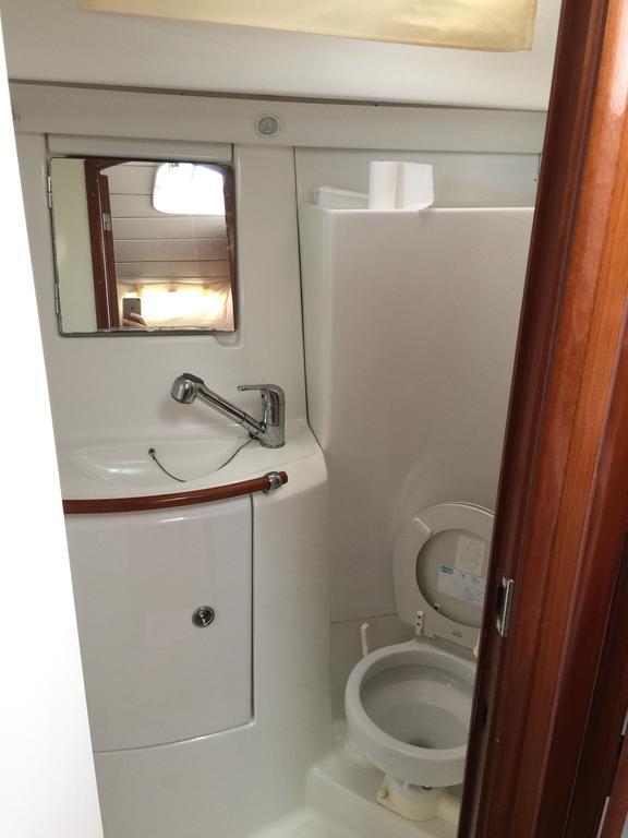 Puerto Calero Boat Hotel Екстериор снимка